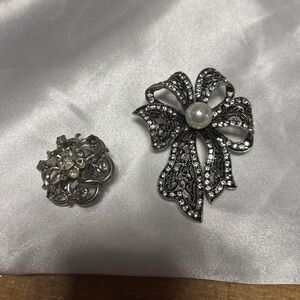 Elegant Silver and Pearl Brooch Set